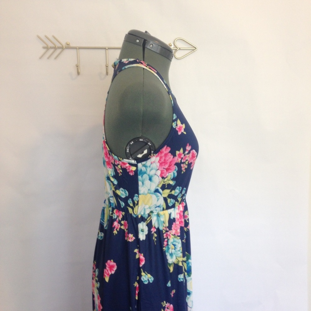 Lilly Posh Maxi Floral Dress with Pockets NWOT - Picture 4 of 6